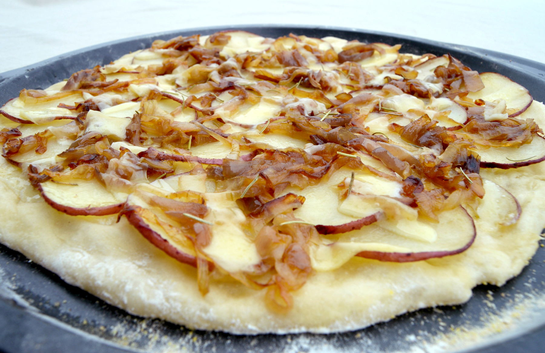 Potato and Caramelized Onion Pizza