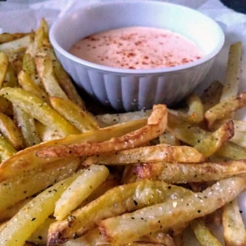 Air Fryer Potato Fries with Dipping Sauce